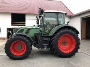  Fendt 724 Vario Tractor