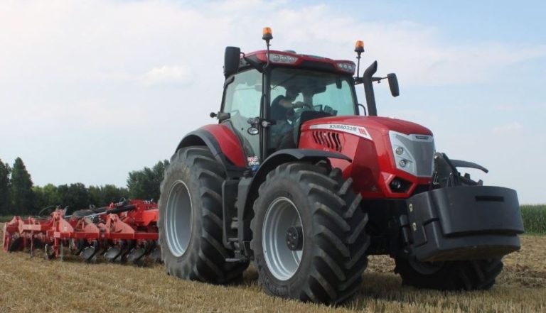 McCormick X8 VT-Drive Tractor Price, Specs & Features 2024