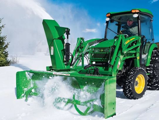 John Deere SnowBlower : The Ultimate Winter Cleanup Solution